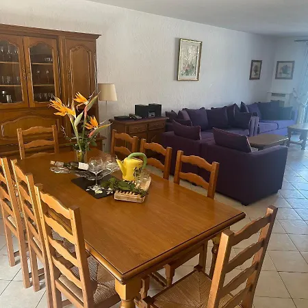 Bruyere Вілла *