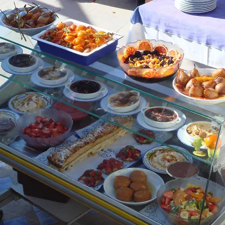 Bruyere فيلة